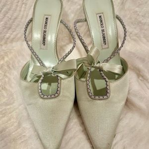 Vintage Kitten Heel Manolo Blahnik